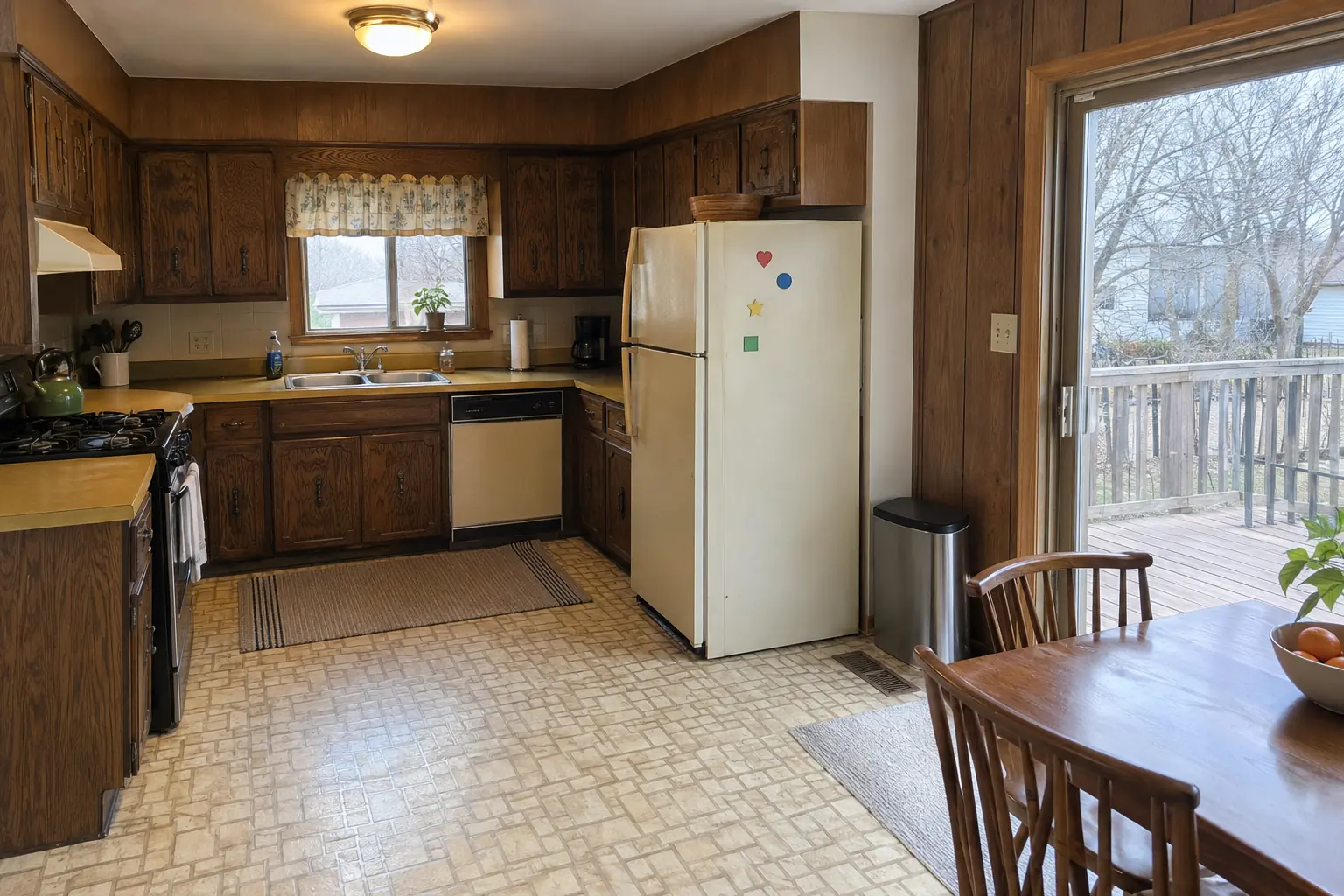 Kitchen Additions project in Hoffman Estates, before