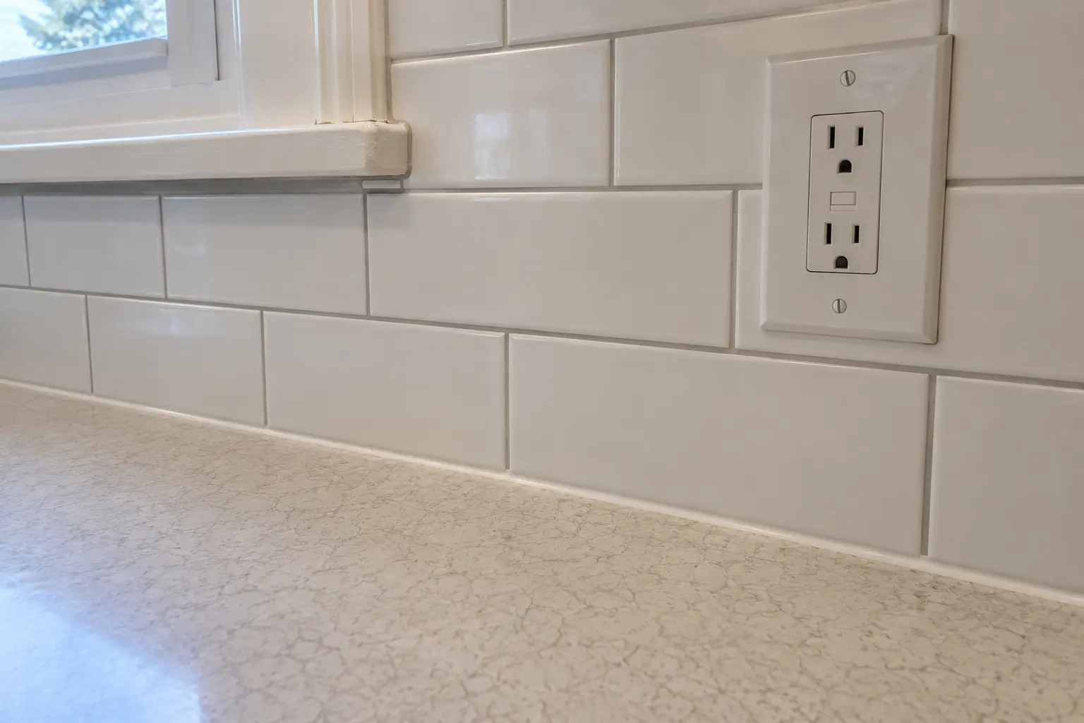 Kitchen Backsplash Installation in a postwar ranch / cape cod / bi-level — detail