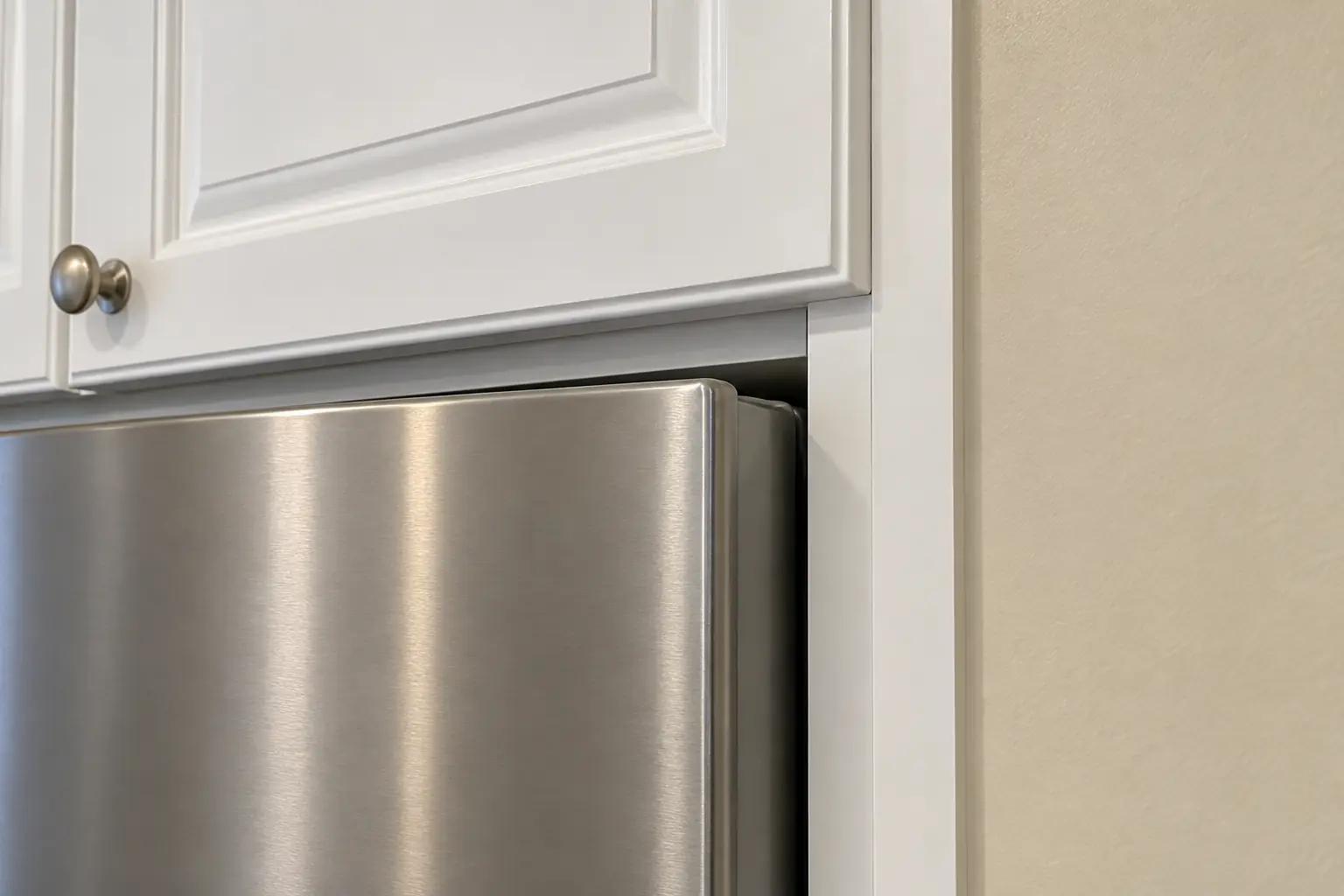 Kitchen Cabinet Modification in a suburban condo / townhome — detail