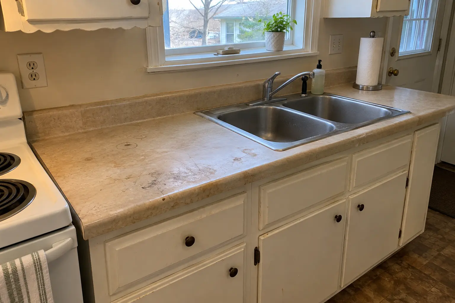 Countertop Refinishing & Resurfacing in a 1970s split-level / raised ranch / tract — before