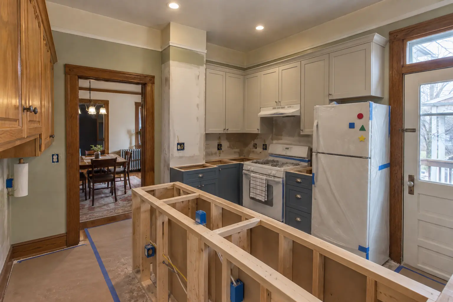 Kitchen Design & Layout Planning in a prewar house — in progress