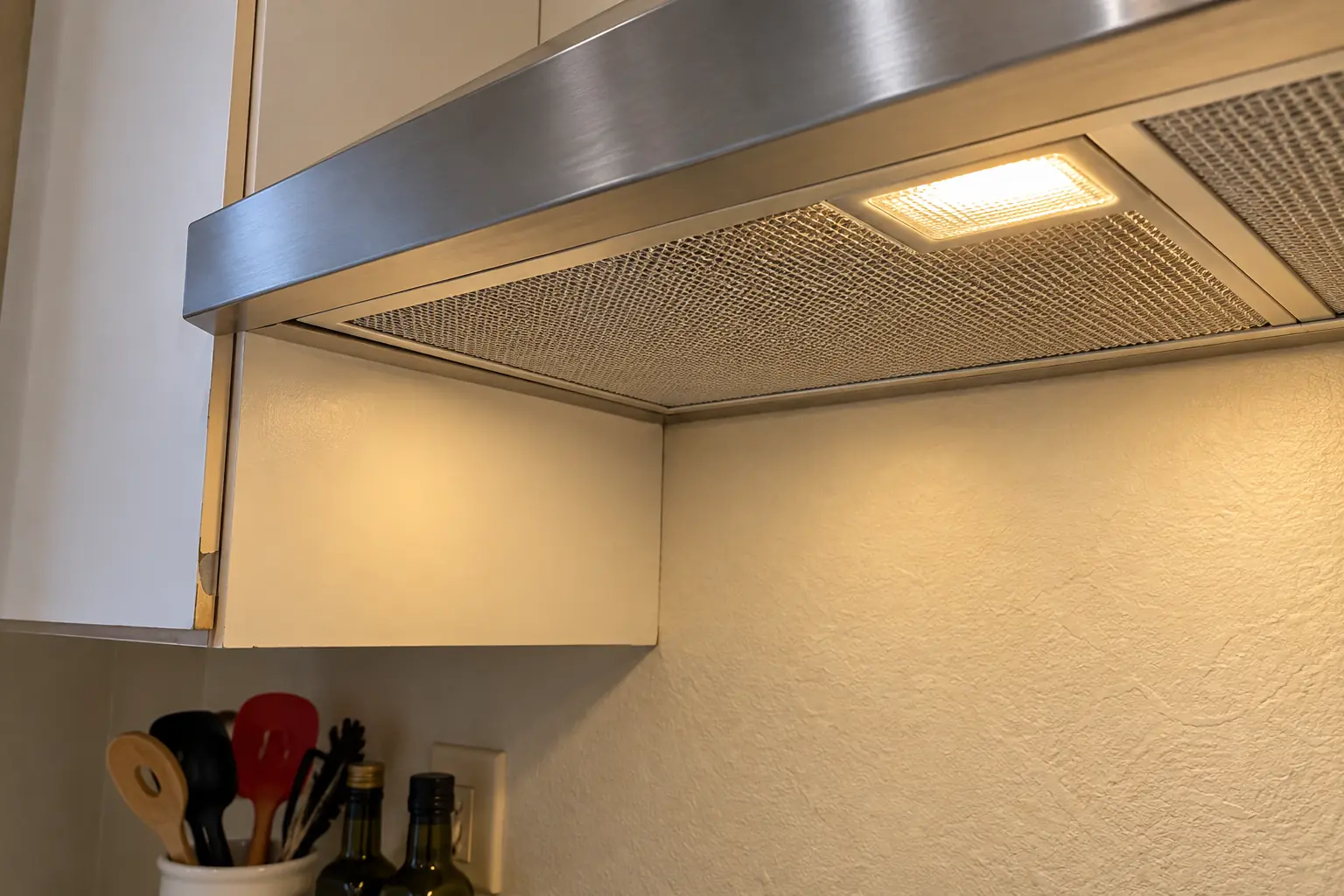 Range Hood Installation in a prewar vintage condo — detail