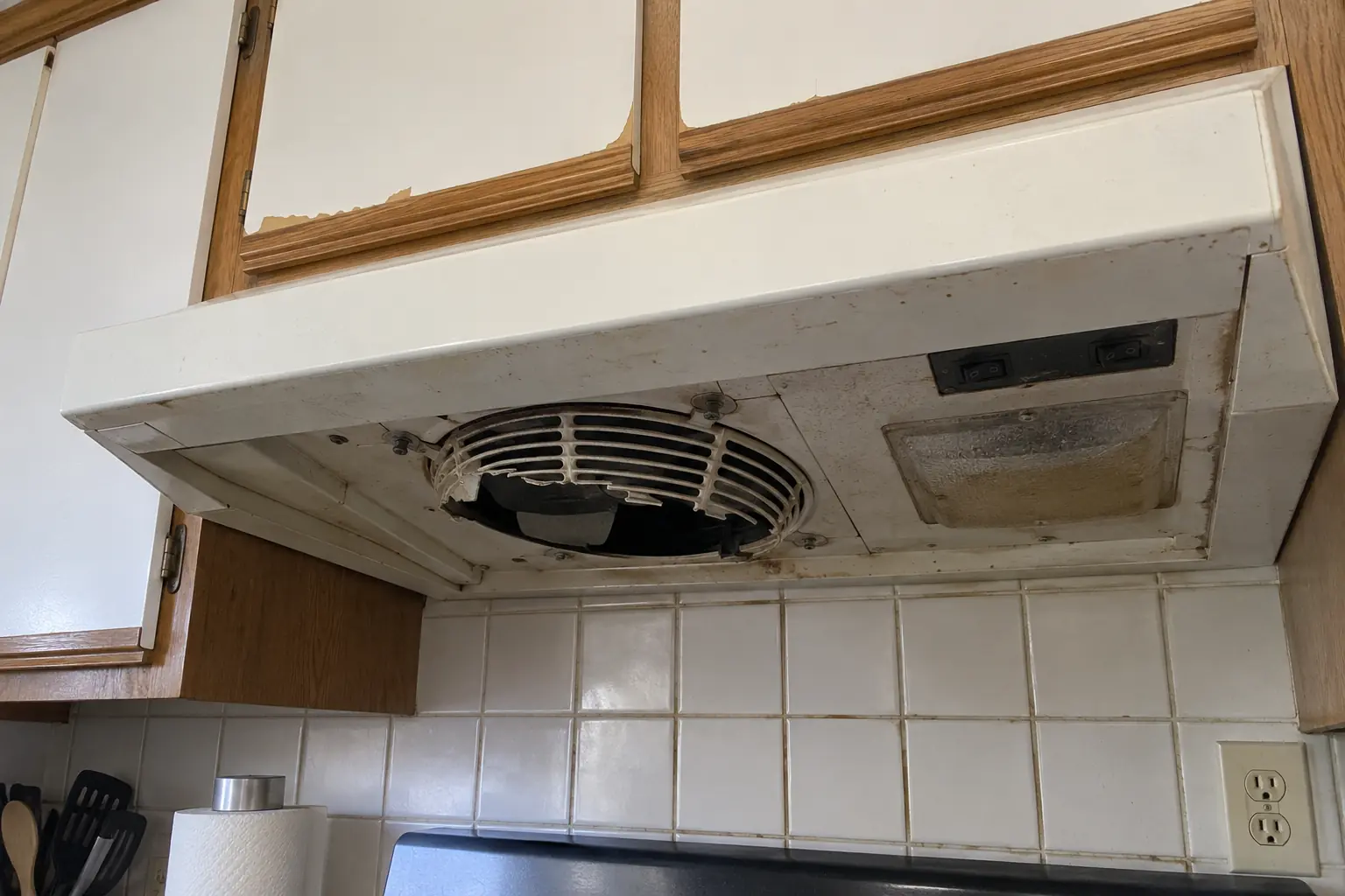 Range Hood Repair — before