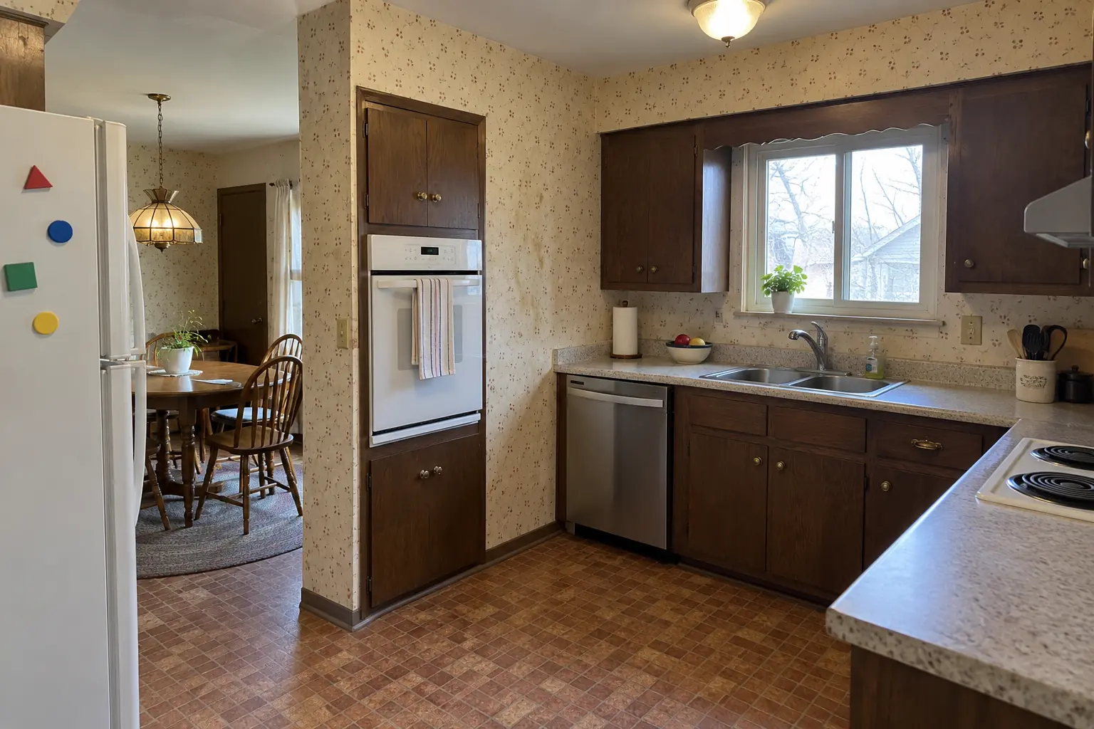 Kitchen Wall Painting & Wallpaper project in Highland Park, before